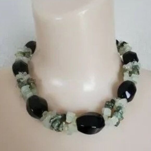 Ross-Simons Sterling Silver Chunky Bead Choker Necklace Jade Green Lace Agate - Picture 13 of 13